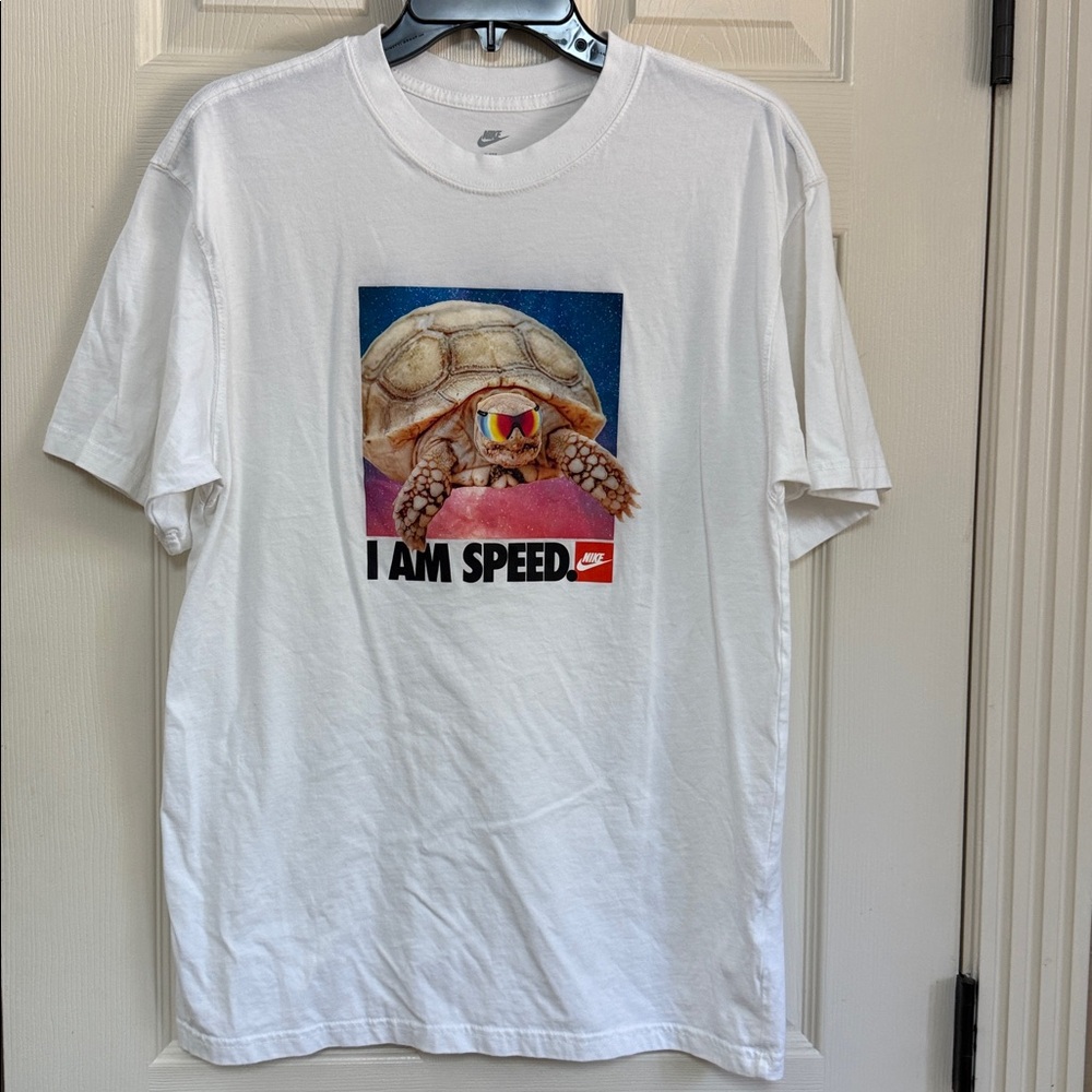 Nike White Loose fit  T-Shirt with Turtle Graphic